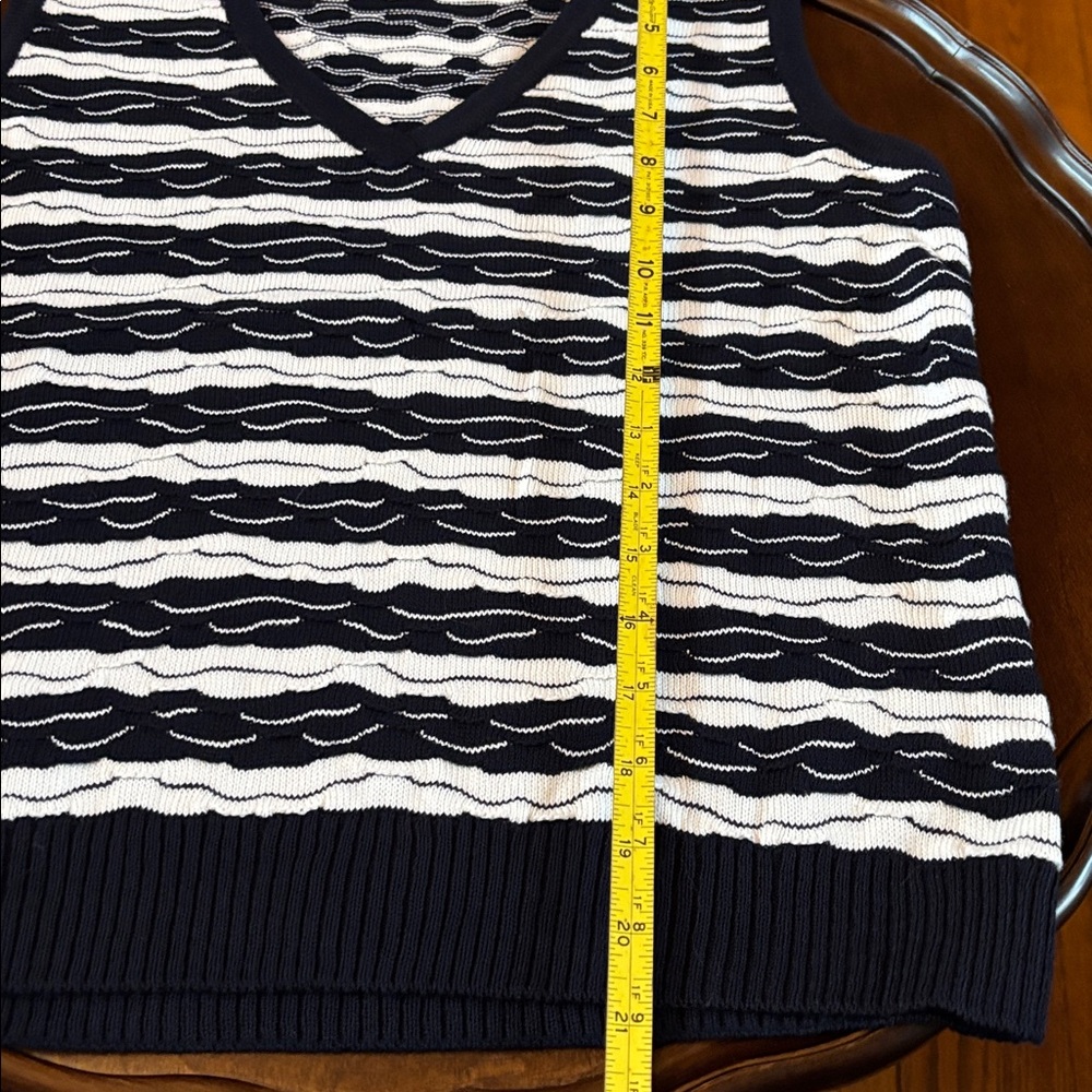 St. John Navy and White Patterned Sweater Vest - Picture 8 of 8